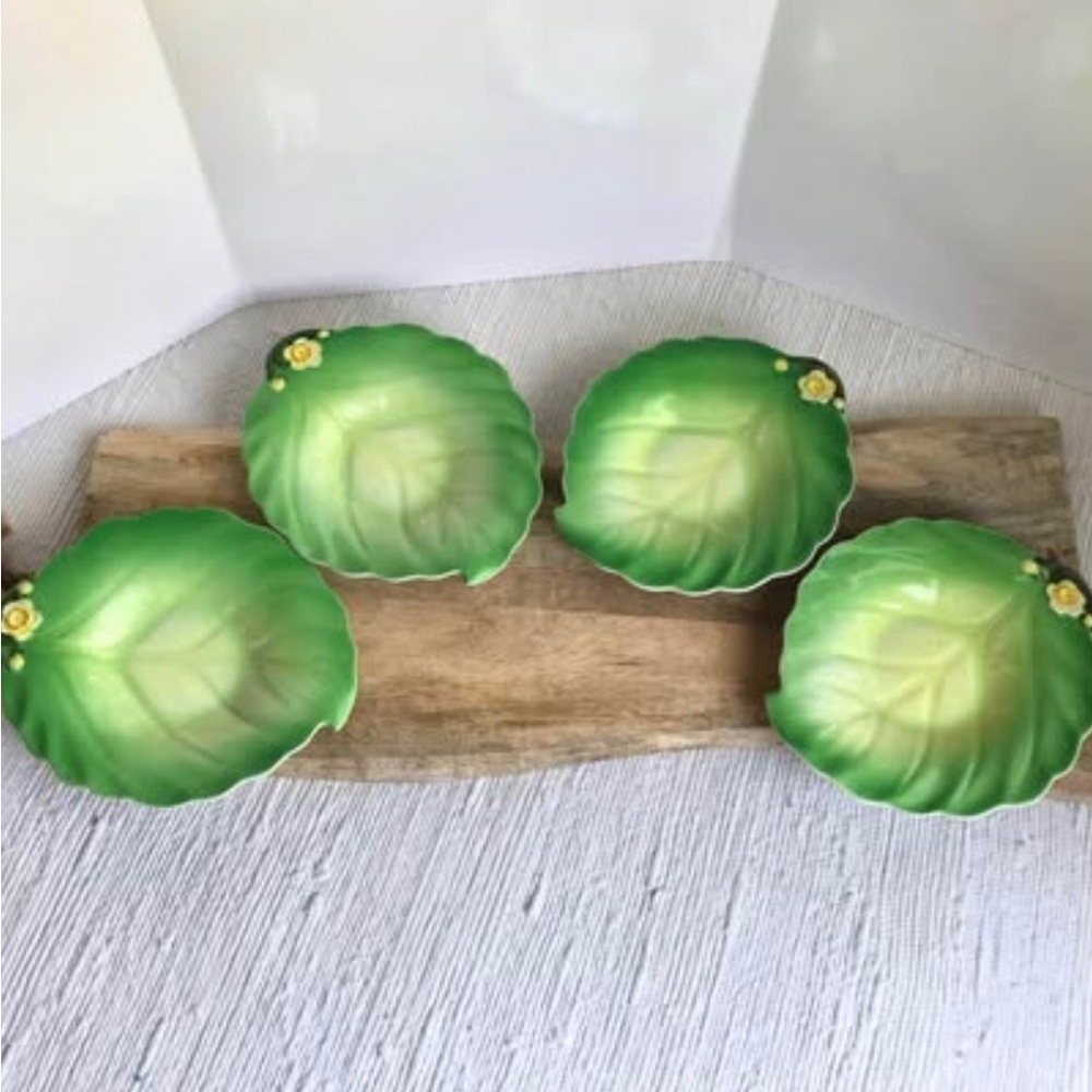 Ceramic Vintage Green Leaf Dishes with Yellow Flower. Set of 4. Made in Japan.